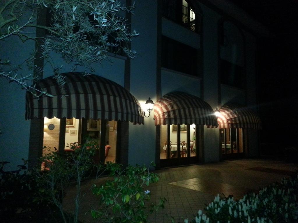 Agriturismo Corte Trincerone Mantua Buitenkant foto