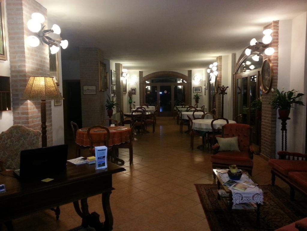Agriturismo Corte Trincerone Mantua Buitenkant foto