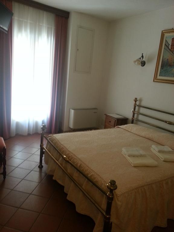 Agriturismo Corte Trincerone Mantua Buitenkant foto
