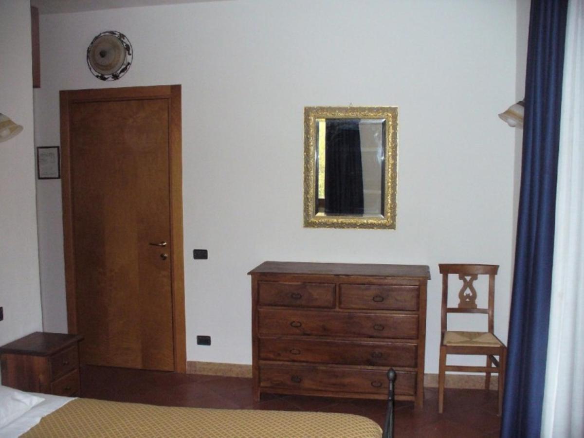 Agriturismo Corte Trincerone Mantua Kamer foto