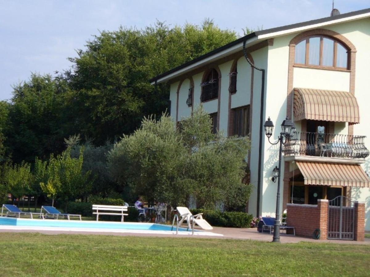 Agriturismo Corte Trincerone Villa Mantua Buitenkant foto