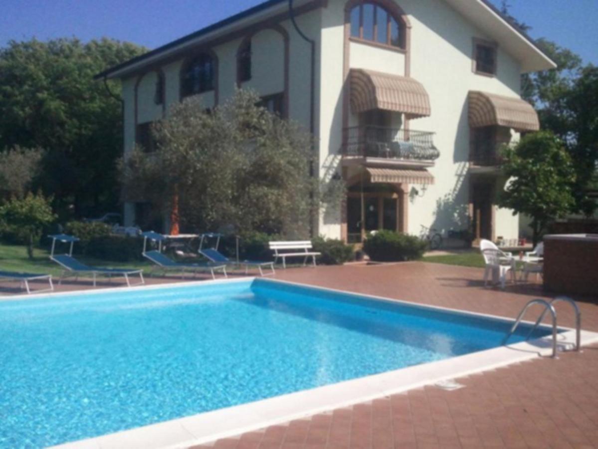 Agriturismo Corte Trincerone Mantua Buitenkant foto
